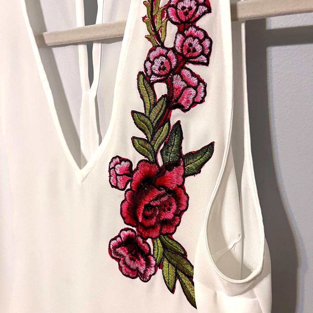 Candie’s embroidered dress tank